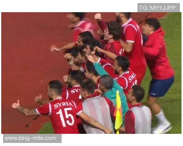 弗拉门戈门将失误送礼对手轻松进球引发全场哄笑