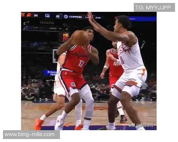 卢指导期待比尔复出对阵勇士若保持恢复节奏有望周六回归 卢指导期待比尔复出对阵勇士若保持恢复节奏有望周六回归