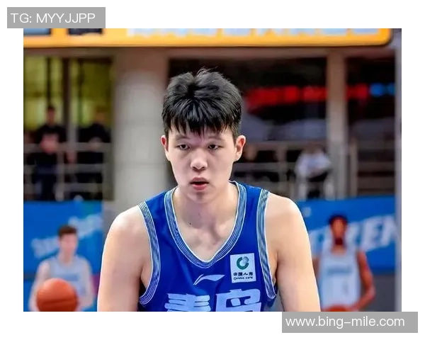 菜鸟杨瀚森表现亮眼乐福助攻助力哈珀状态回暖球队期待新突破